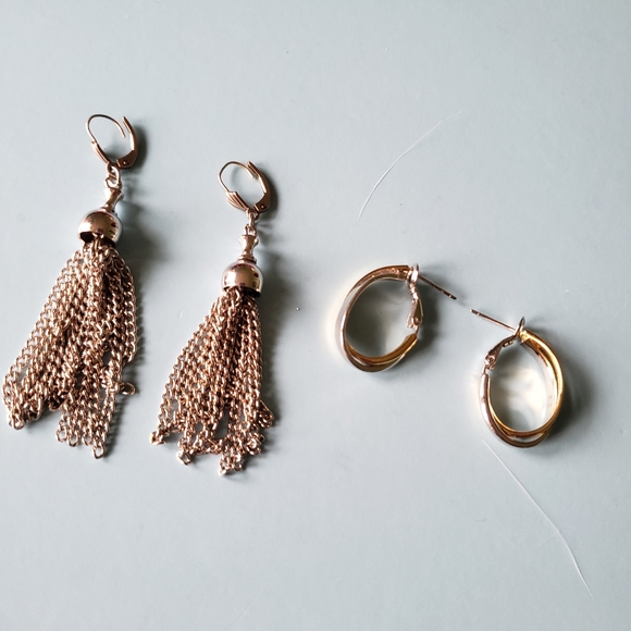 2 pairs of Earrings!! One tassle and one hoops!
